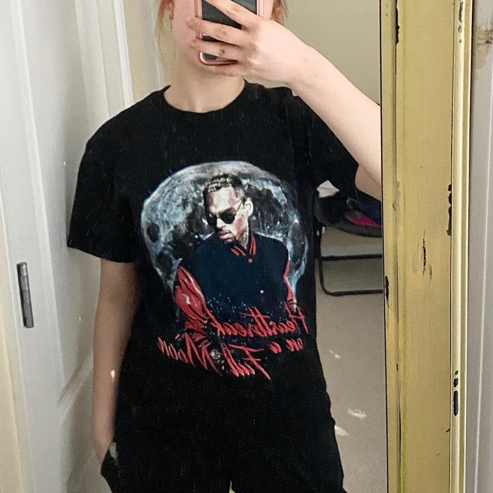 Chris Brown’s Heartbreak on a Full Moon merch ✨